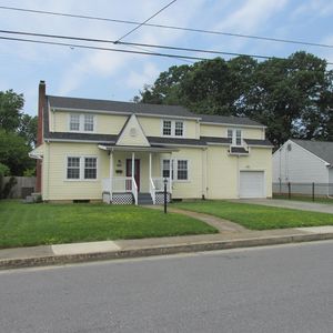 5240 Hawthorne Rd NW, Roanoke, VA, 24012