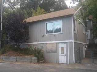 23744 Manzanita Dr, Crestline, CA 92325