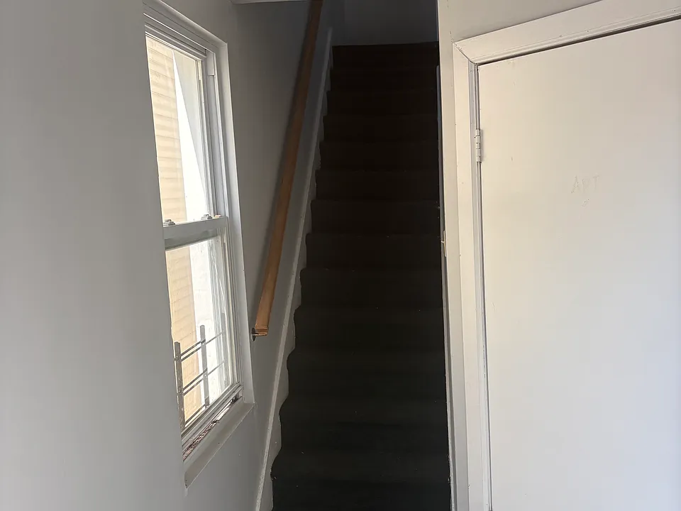 80 Brewster St #2
