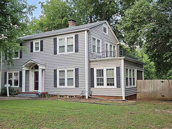 2nd image of 219 Virginia Ave