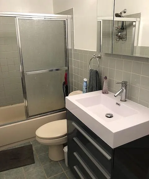 bathroom on third floor
