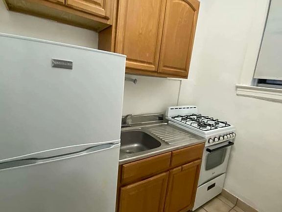 3rd image of 28-04 33rd Ave #3