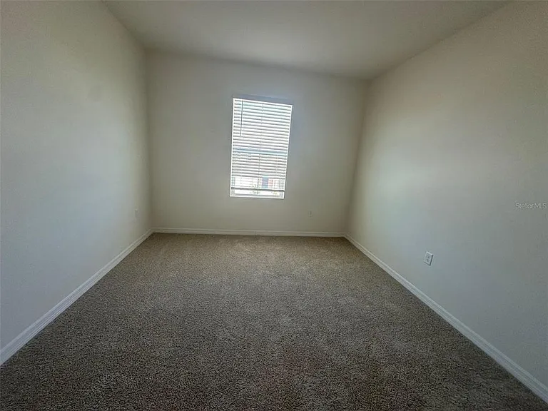 1631 Thicket Ave — Photo 8