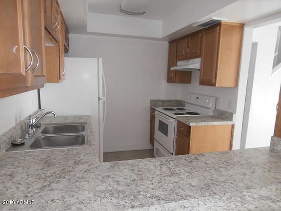 3rd image of 4839 W Manzanita Dr
