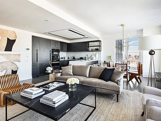 Sold by Extell Marketing Group | media 15