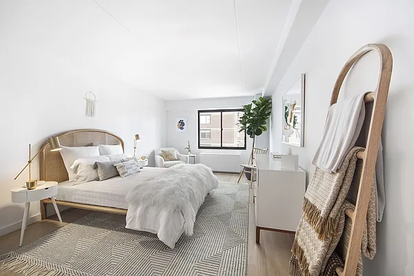 Rented by Pinnacle City Living | media 5