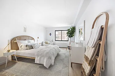 Rented by Pinnacle City Living