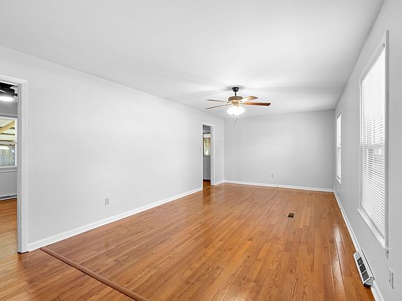 5th image of 211 Stonewall Rd