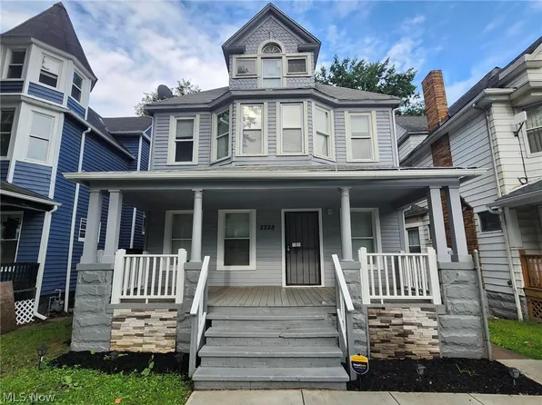 2288 E 95th St, Cleveland, OH 44106