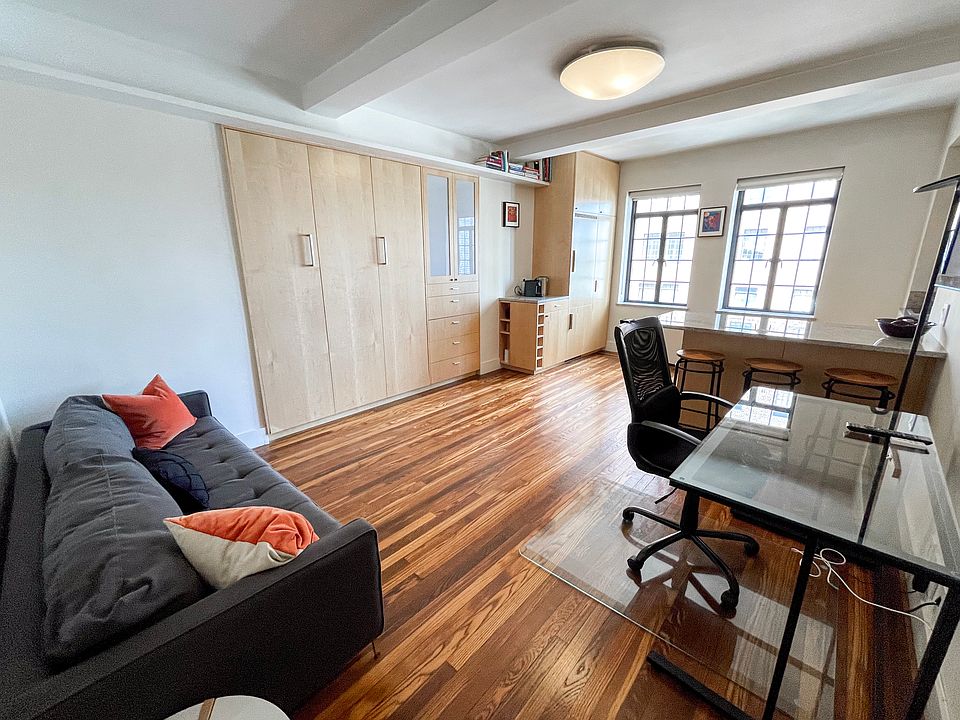 1st image of 5 Tudor City Pl APT 1102