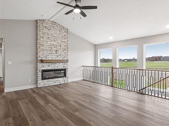 4th image of 3660 McLain Way