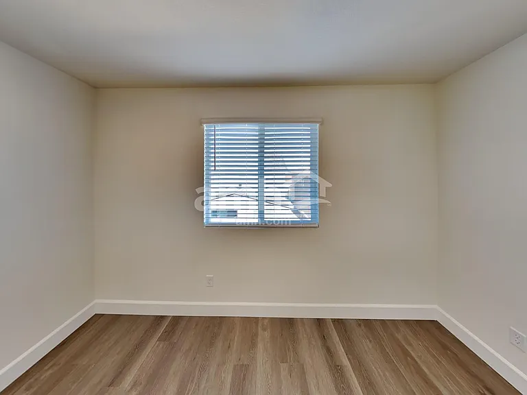 10322 Medusita St — Photo 16
