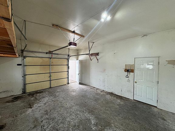 5th image of 848 1st St