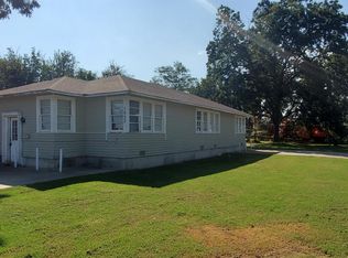 1923 W Elm Ave, Enid, OK 73703