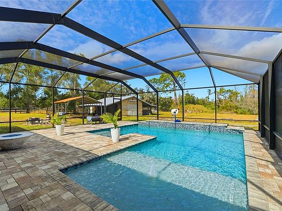 3rd image of 2690 Myakka Rd