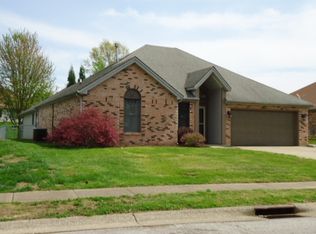 1013 Creekside Ct, Henderson, KY 42420