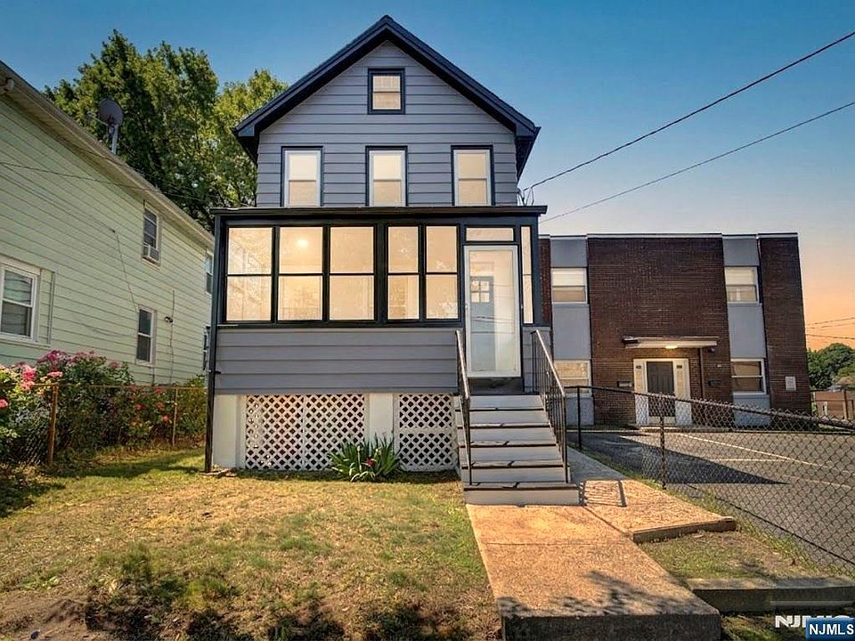 1st image of 626 Tremont Ave