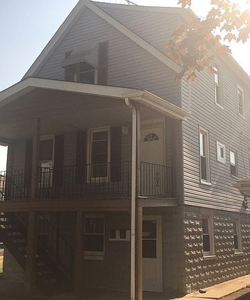 2nd image of 909 N 24th Ave