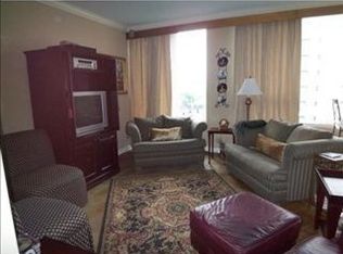 2100 Saint Charles Ave APT 7H, New Orleans, LA 70130