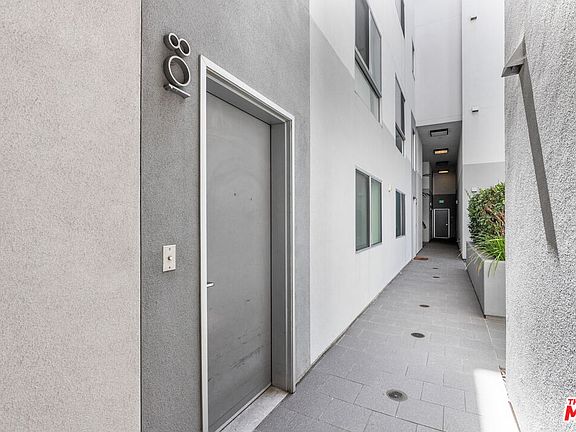 3rd image of 1730 Sawtelle Blvd APT 108