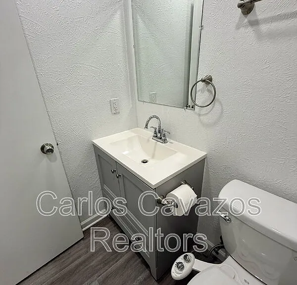 1617 Meadowbrook Dr — Photo 8