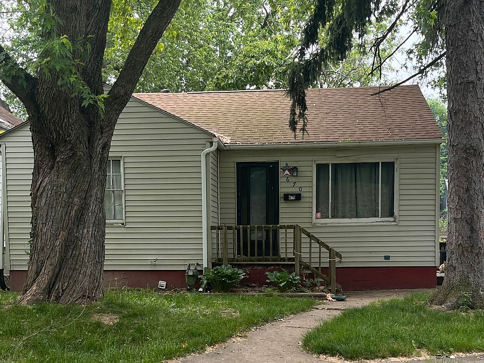 1st image of 670 Schaum Ave