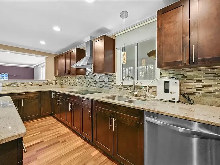 4608 Rosemear Ct — Photo 39