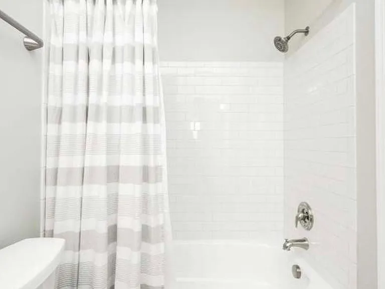 6904 Mary Caroline Cir #J — Photo 24