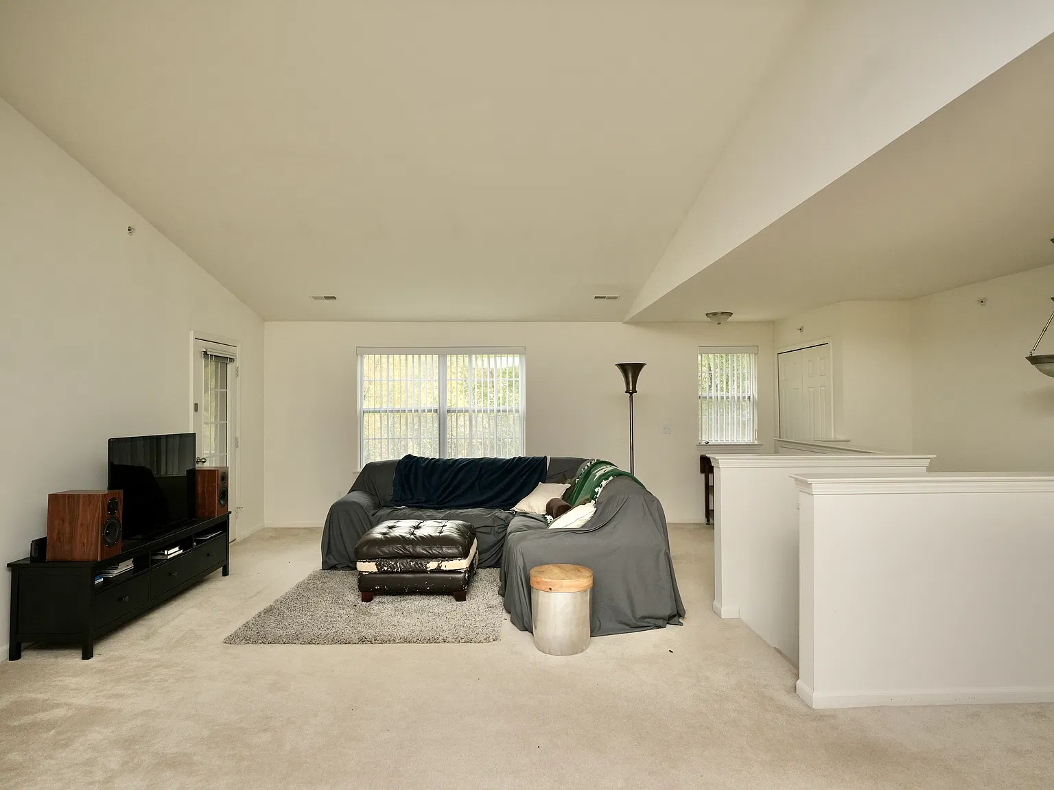 2 bed, 1650 sqft, $1,700 — Photo 3