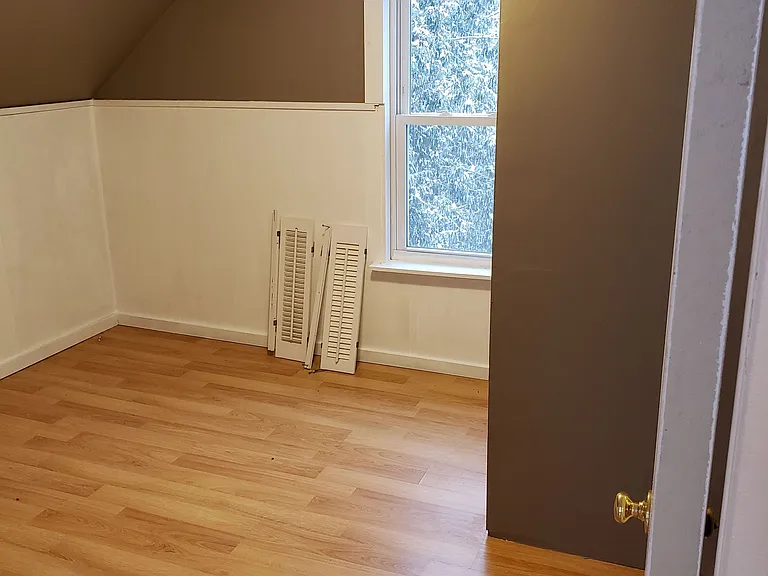 35 Jackson St #1 — Photo 20