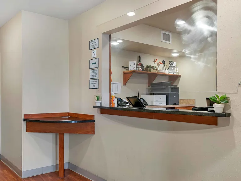 Lobby and Guest Check-in
