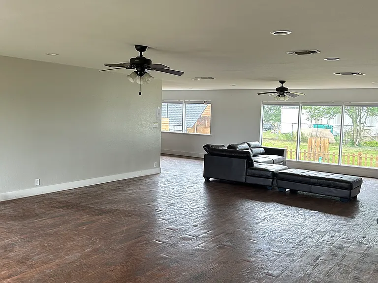 250 County Road 3270 — Photo 8