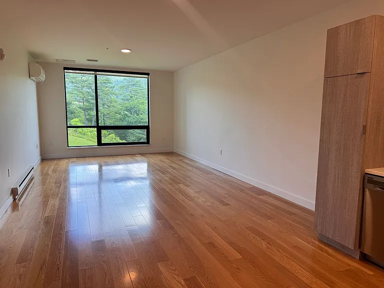 69 Etna Rd #108 — Photo 6