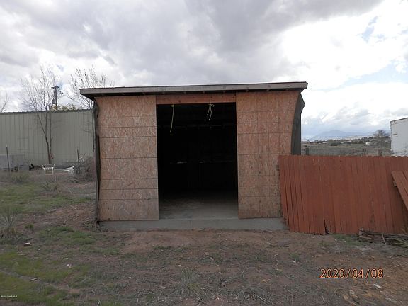 3rd image of 3120 N Malapai Dr