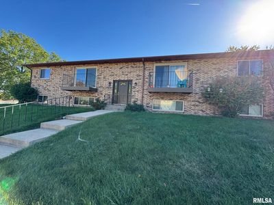 310 30th Ave #4, Moline, IL, 61265