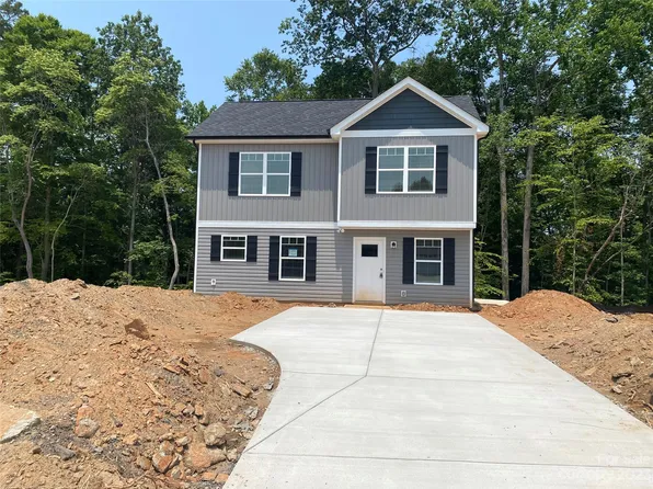 934 Constitution Ave, Newton, NC 28658