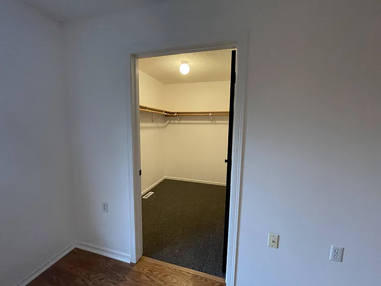 1364 Conservatory Ct — Photo 30