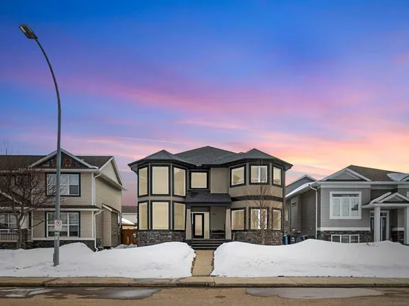 141 NW Grouse Way, Wood Buffalo, AB T9K 0L5