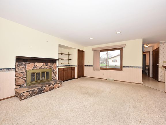 5th image of W156N10705 Cobbler Ln