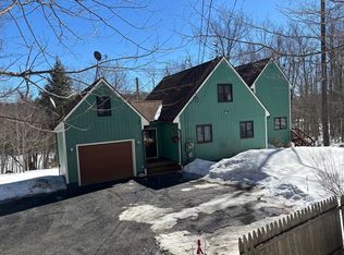 103 Otter Pond Trl, Tolland, MA 01034