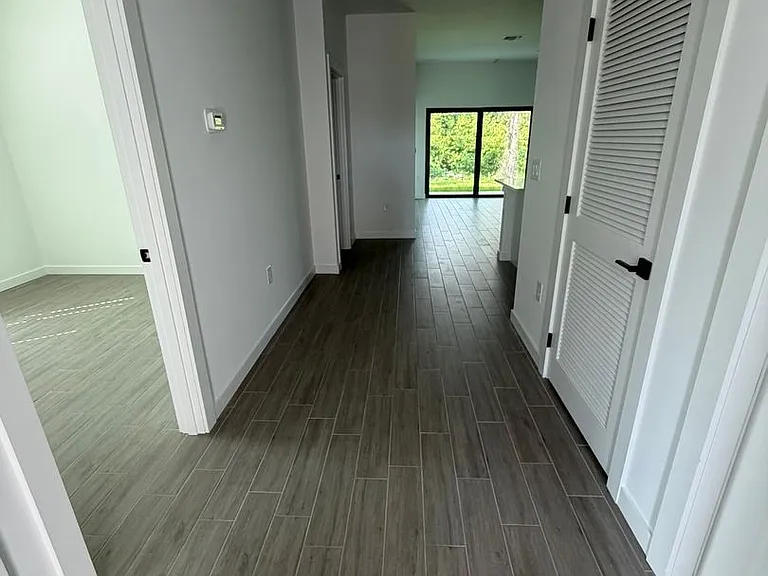 4721 22nd St SW — Photo 3