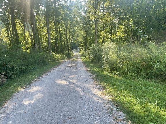 4th image of 1345 Webb Rd