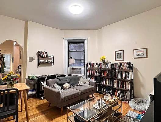 1st image of 564 Amsterdam Ave APT 3A