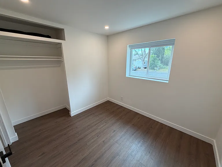 1332 Calle Crisantemo — Photo 12