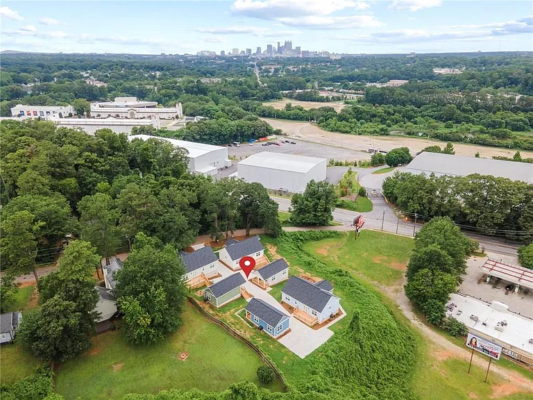 128 Hilltop Dr SW #A — Photo 15