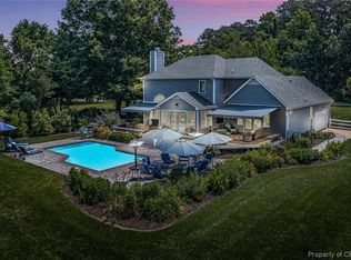 415 Long Cove Ln, White Stone, VA 22578