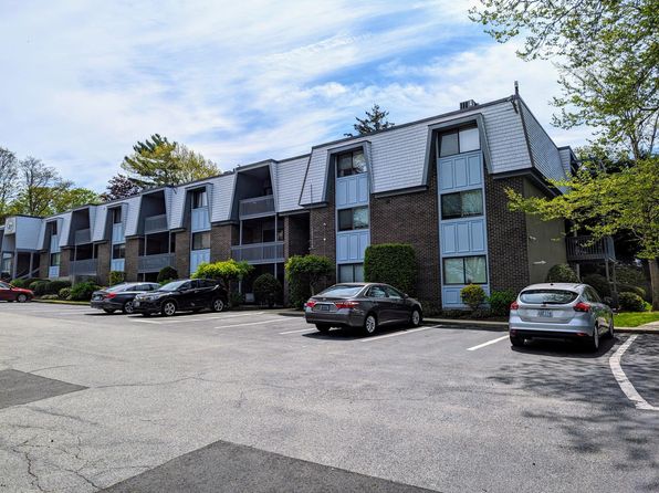 125 Van Zandt Ave APT 210