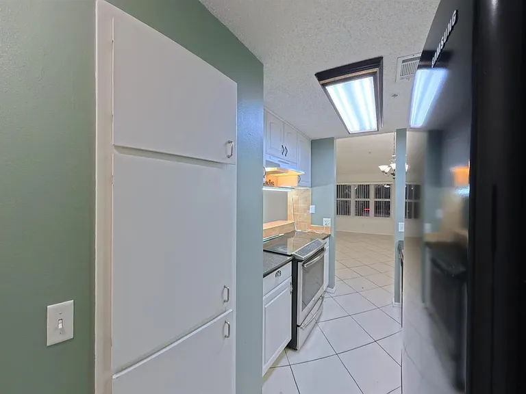 2319 N Congress Ave #28 — Photo 34
