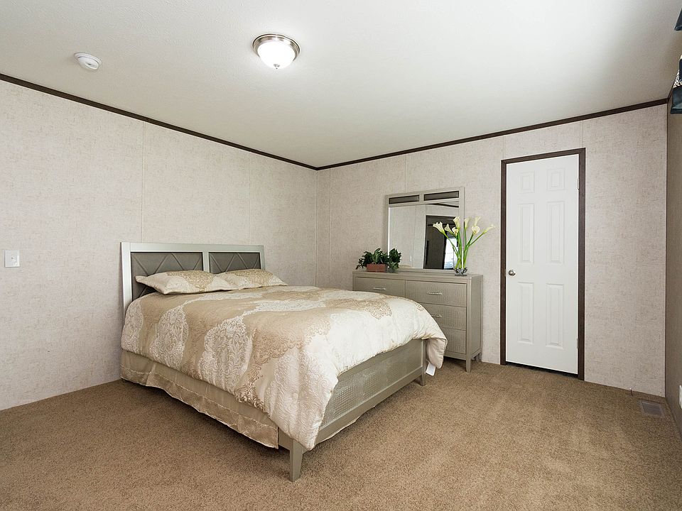 2nd image of 223 Gregory Michael Blvd