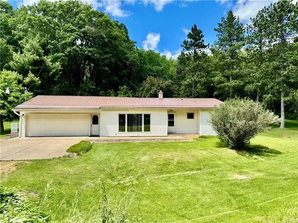 W2990 County Road W, Eleva, WI 54738